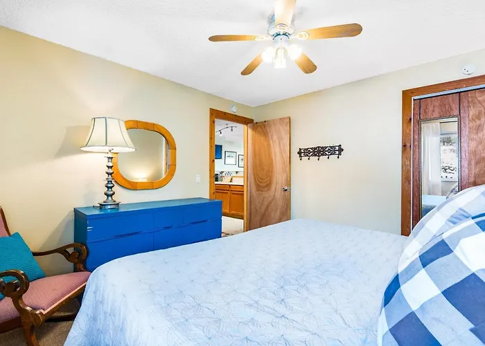 2 Bed 1 Bath Apartment In Wildernest, Co
